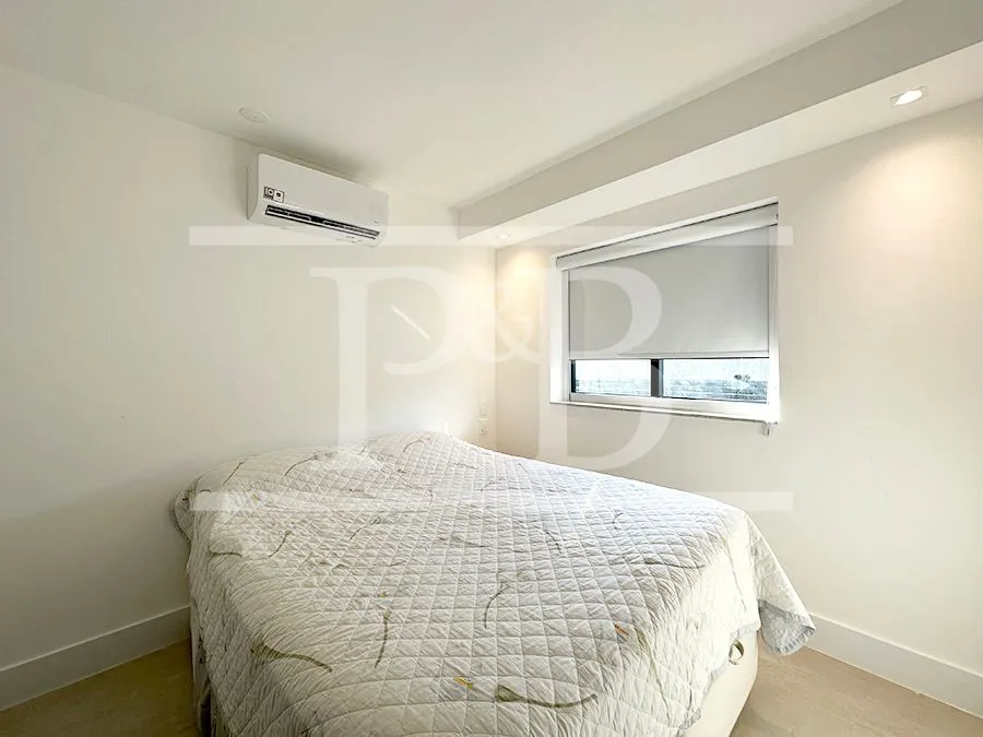 Furnished 2-bedroom apartment with enclosed balcony — photo 15