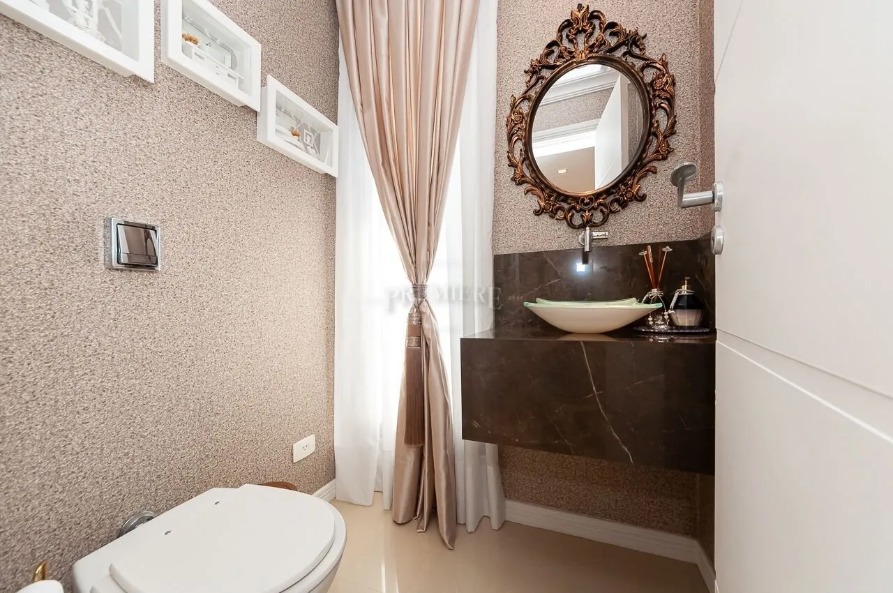 Furnished 270 m² house with 4 bedrooms and open kitchen — photo 2