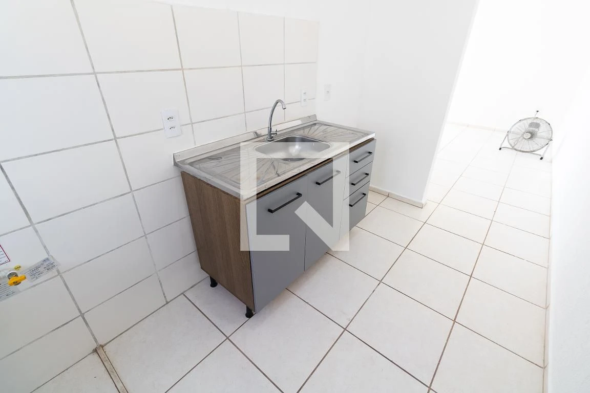 Apartment with 2 bedrooms and a shared BBQ area — photo 38