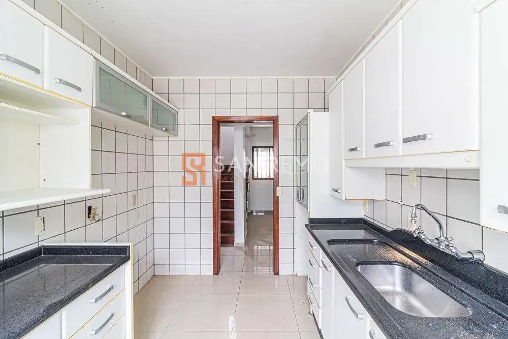 Дом с 7 спальнями, 1 с ванной и 4 парковочными местами — photo 40