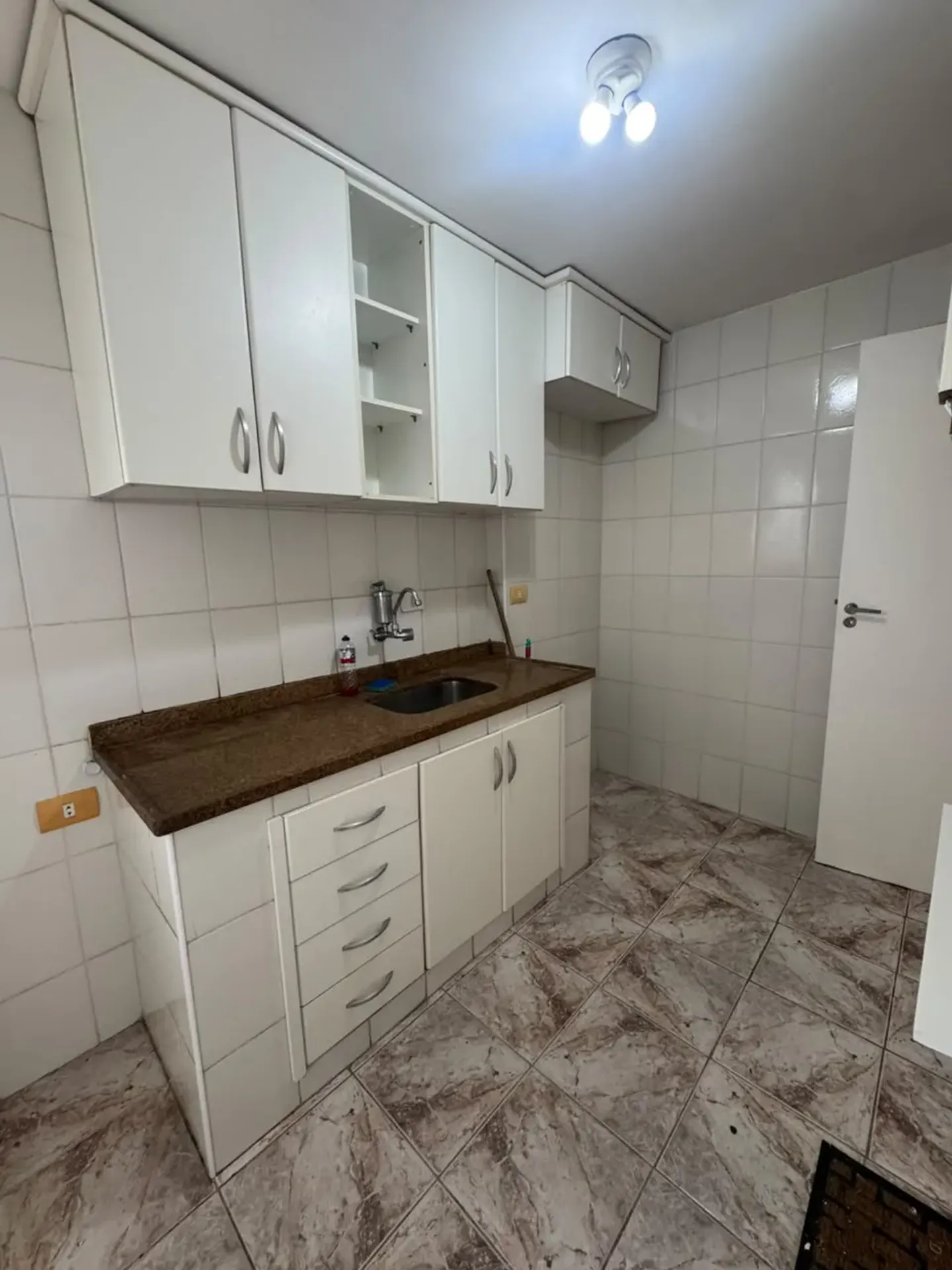 Apartment on the 3rd floor with wood or laminate floors — photo 27
