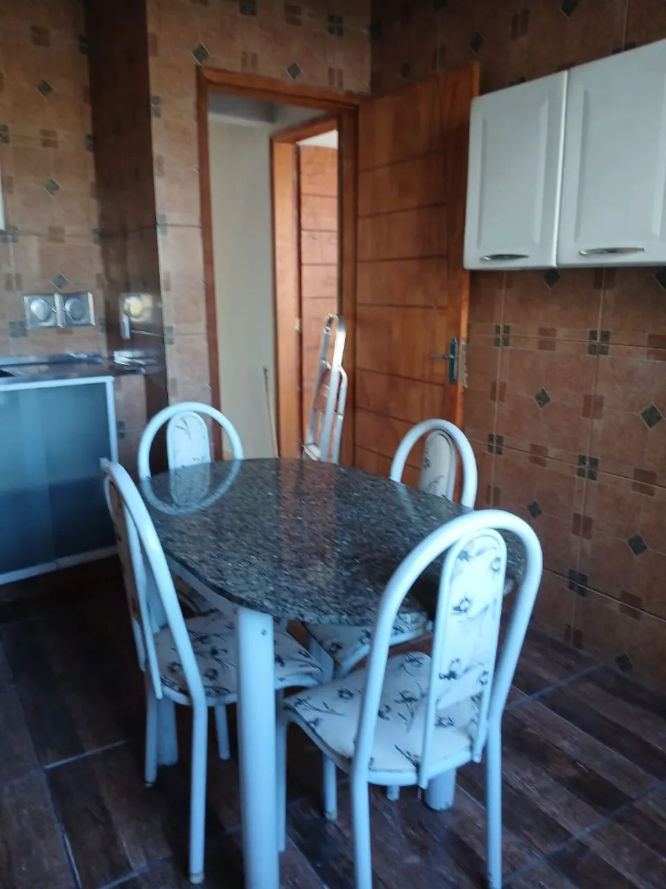 Apartment with 3 bedrooms, 2 baths and a balcony — photo 4