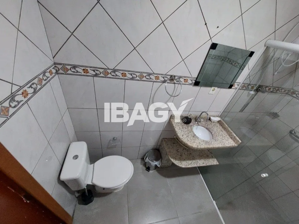 1-bedroom house with 1 bath and ceramic tile floor — photo 12