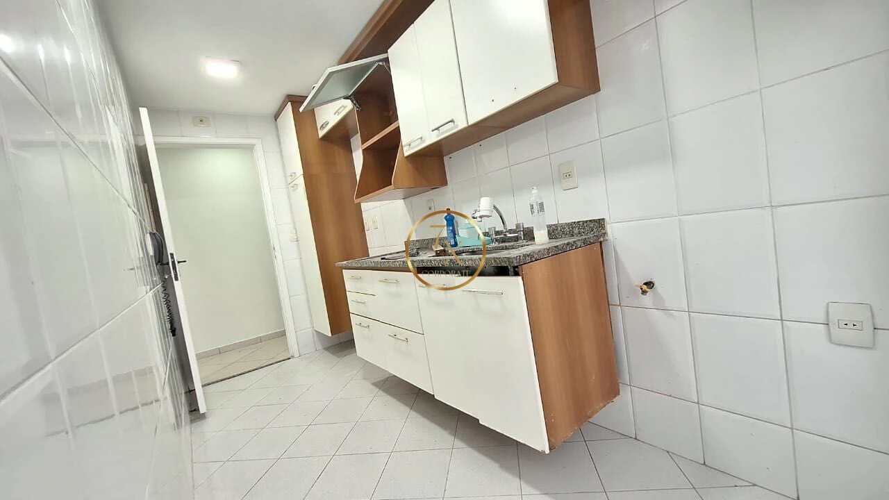 Застеклённый балкон и 2 спальни: квартира 70 м² — photo 6
