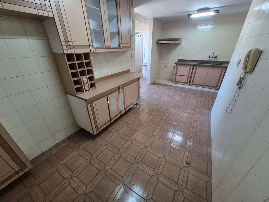 Rental apartment with 4 bedrooms and 1 en-suite 124 m² — photo 19