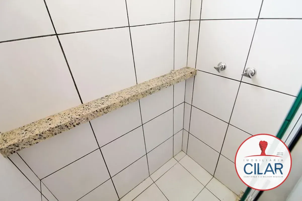 2-bedroom apartment with 1 en-suite and a balcony — photo 4