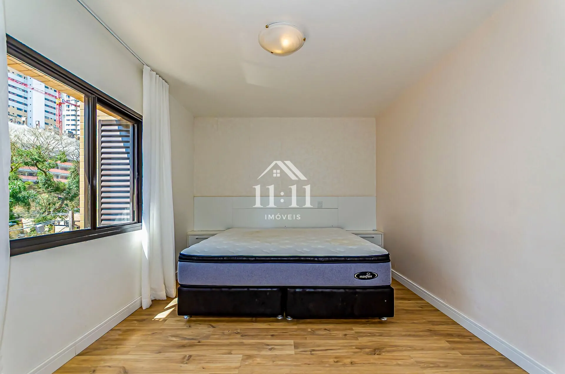 Furnished apartment, 176 m², with a home office — photo 18