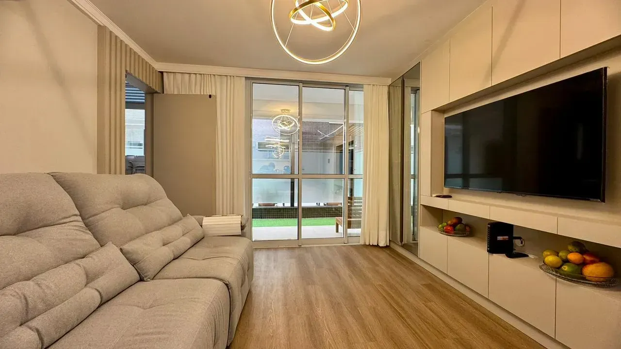Furnished 2-bedroom apartment with 1 parking spot — photo 3