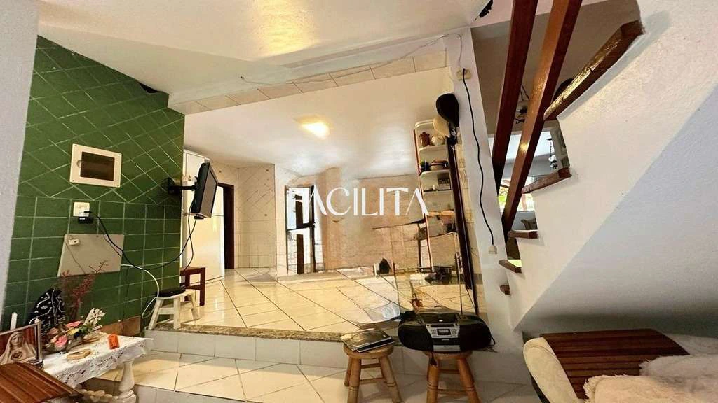 House with 5 bedrooms and a private garden — photo 5