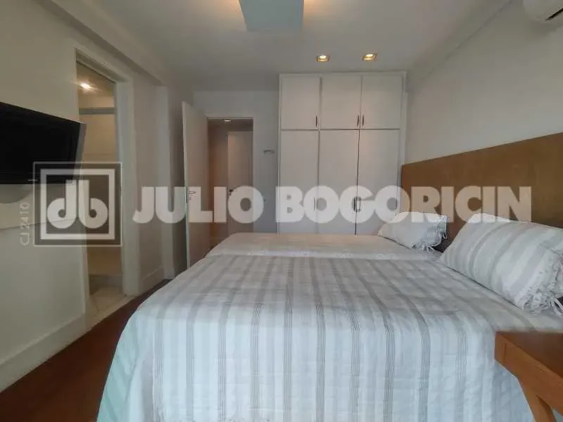 Furnished apartment with 3 bedrooms and a balcony — photo 5