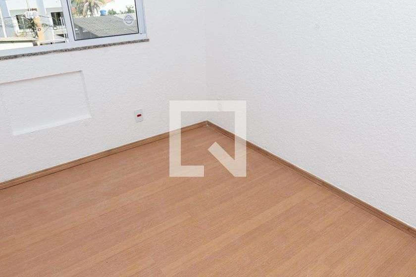 Unfurnished 2-bedroom apartment with 45 m² and wood floors — photo 8