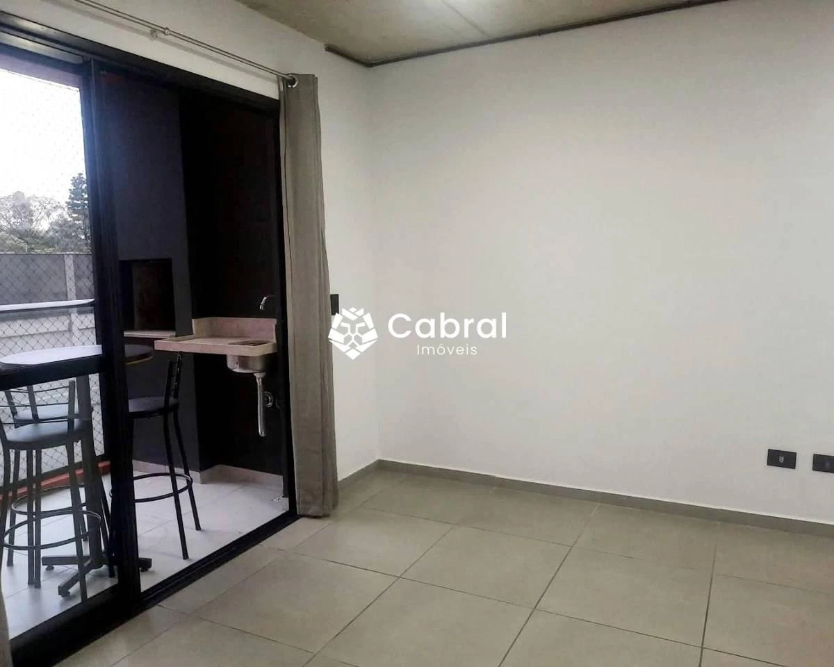 Balcony with a grill in a one-bedroom apartment, 35 m²