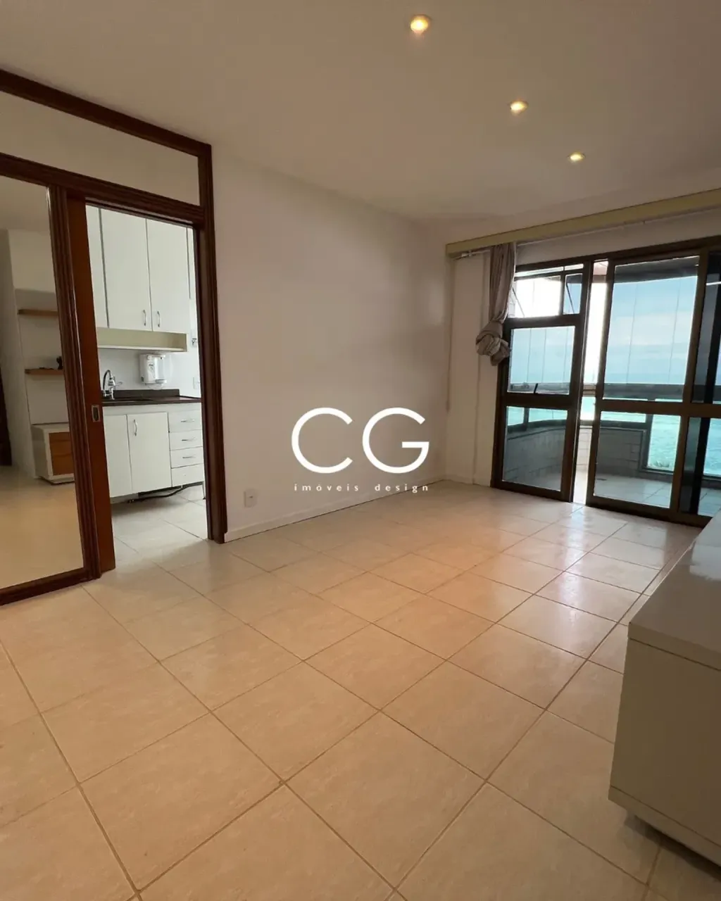 Apartment with 2 bedrooms and enclosed balcony — photo 3