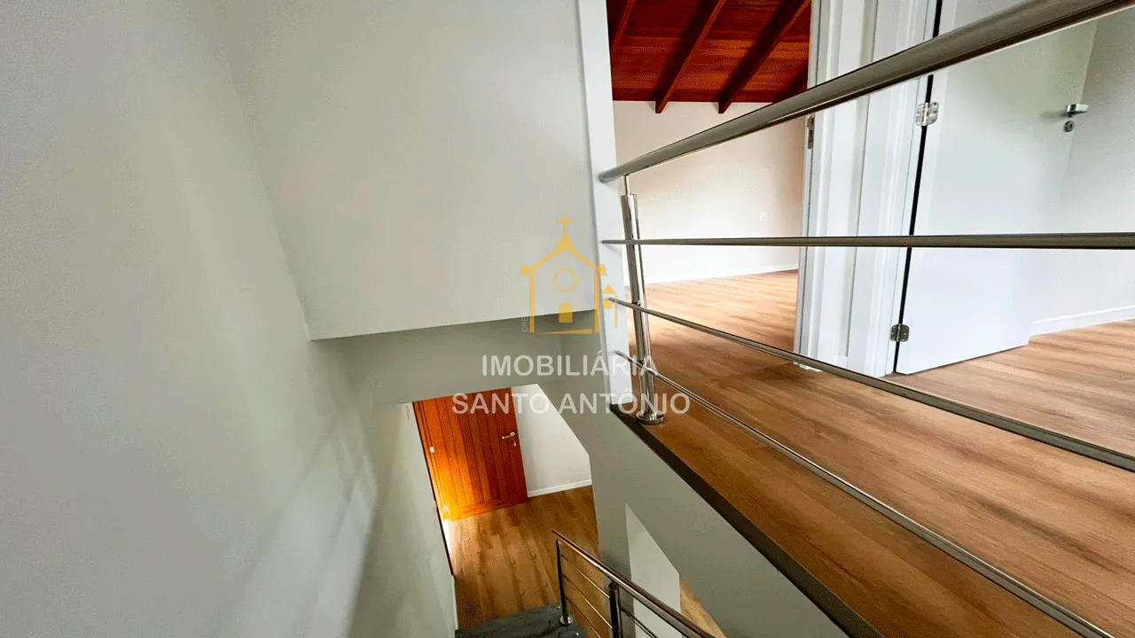 Condo house with 2 bedrooms and 2 parking spaces — photo 18