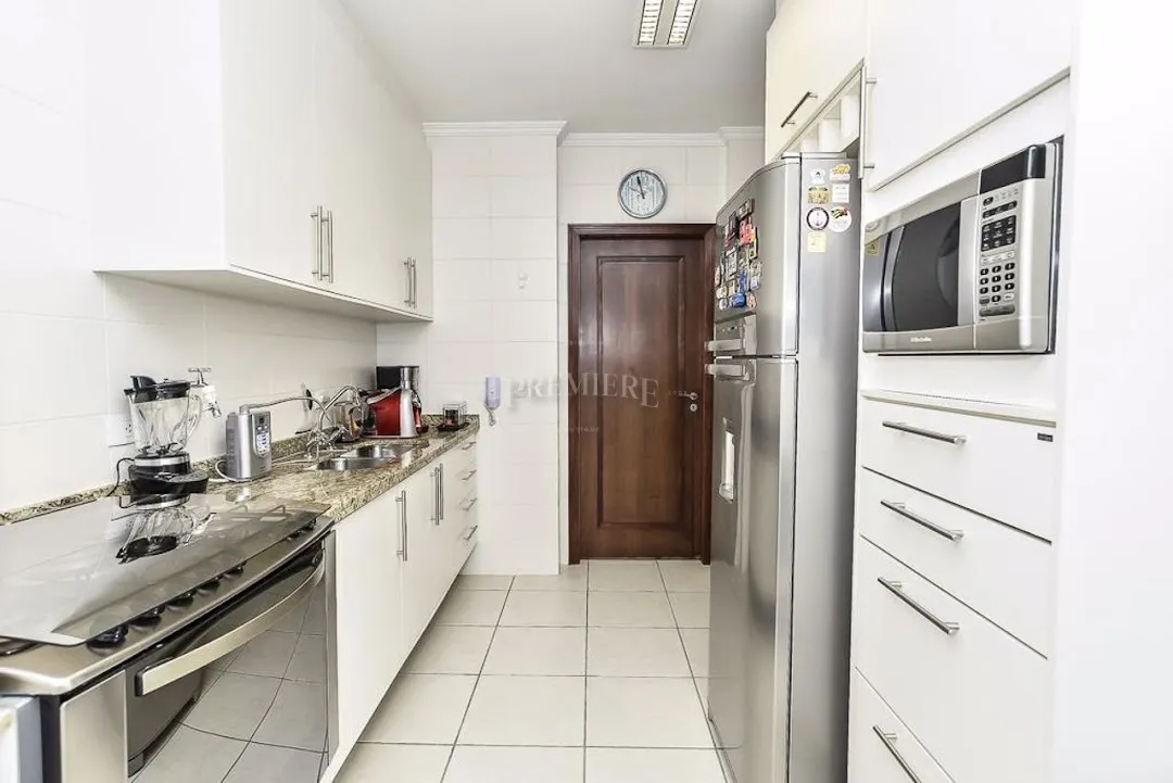 Apartamento com 3 dormitórios e 4 banheiros — photo 21