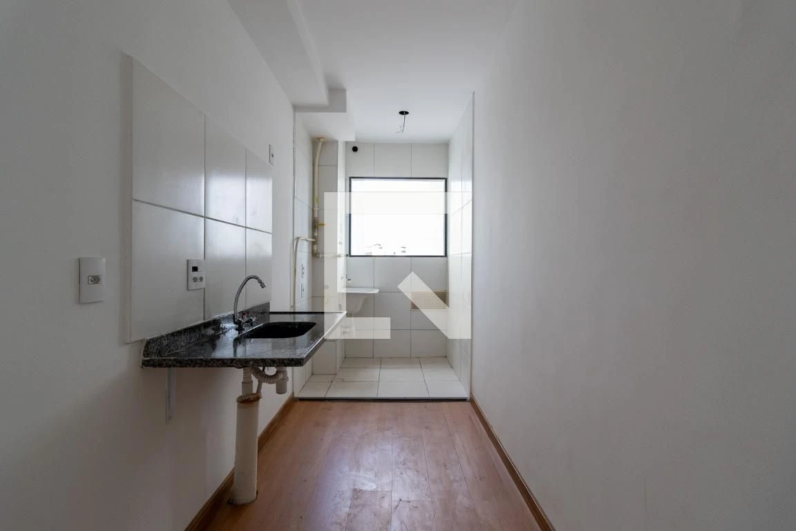 Apartment, 55 m², with wood or laminate floors — photo 2