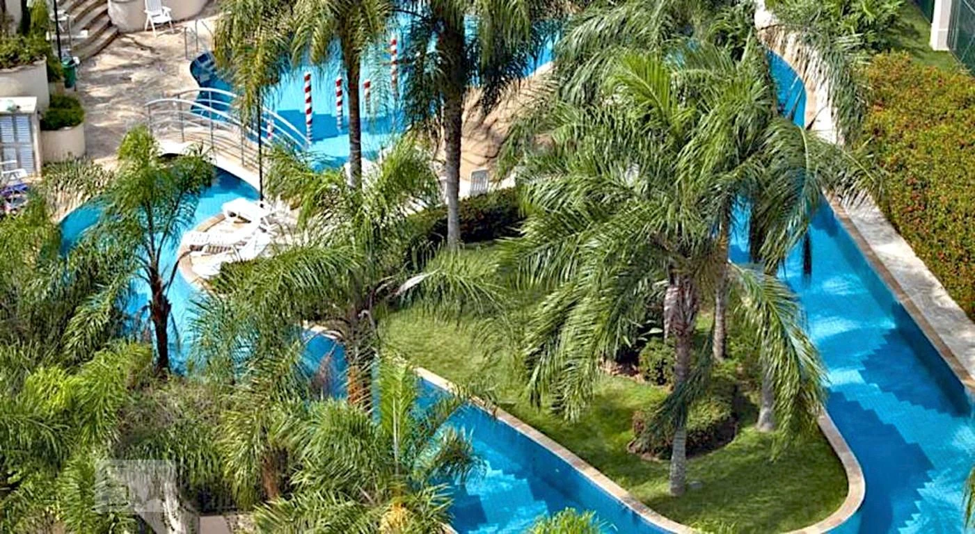 Студия 55 м² с собственным бассейном и застеклённым балконом — photo 8