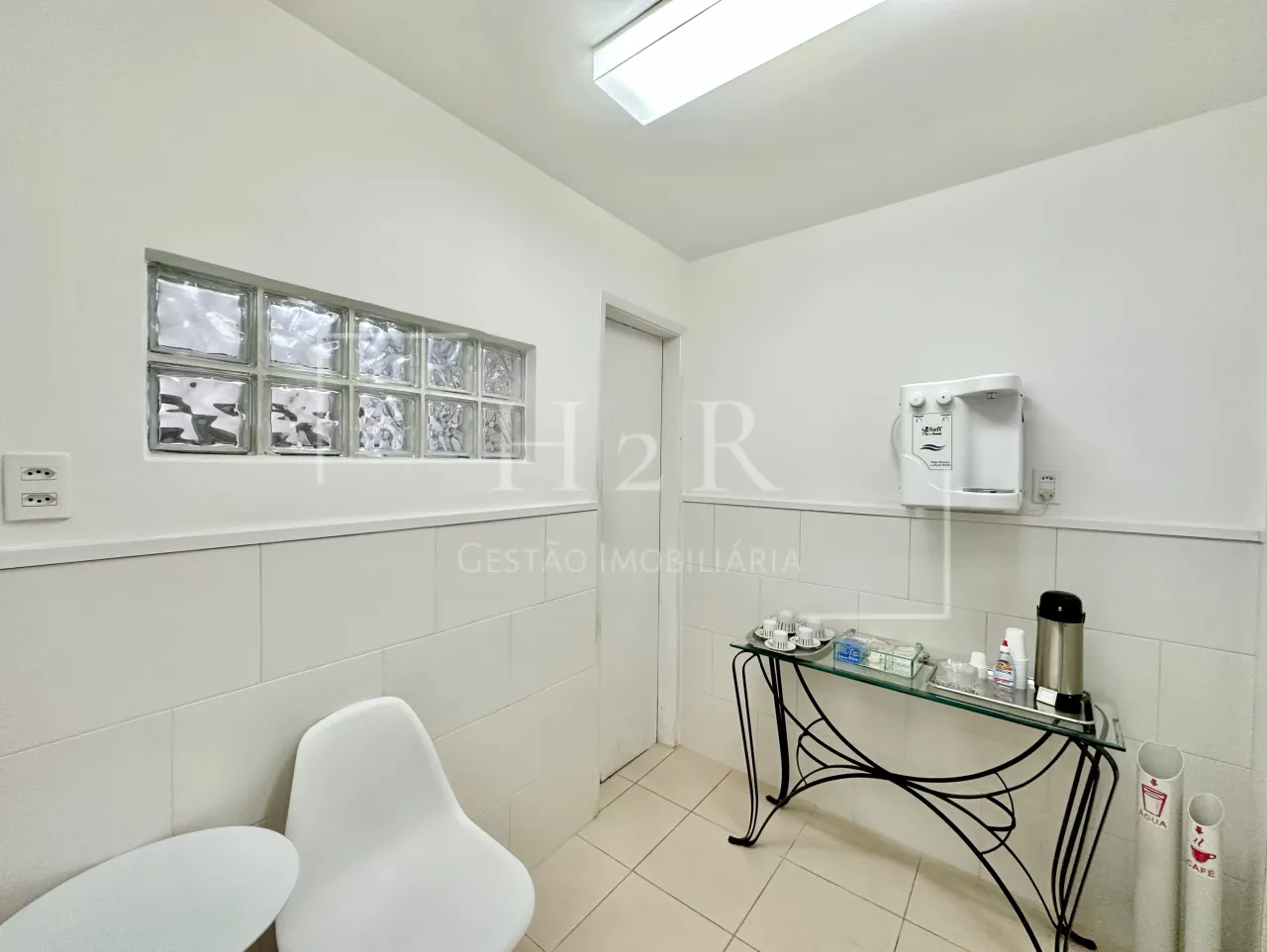 Commercial house with 5 bedrooms, 5 bathrooms, 2 parking — photo 2