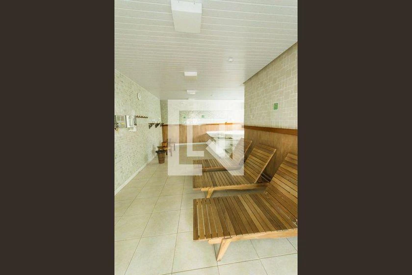 3-bedroom apartment in a building with a gym — photo 50