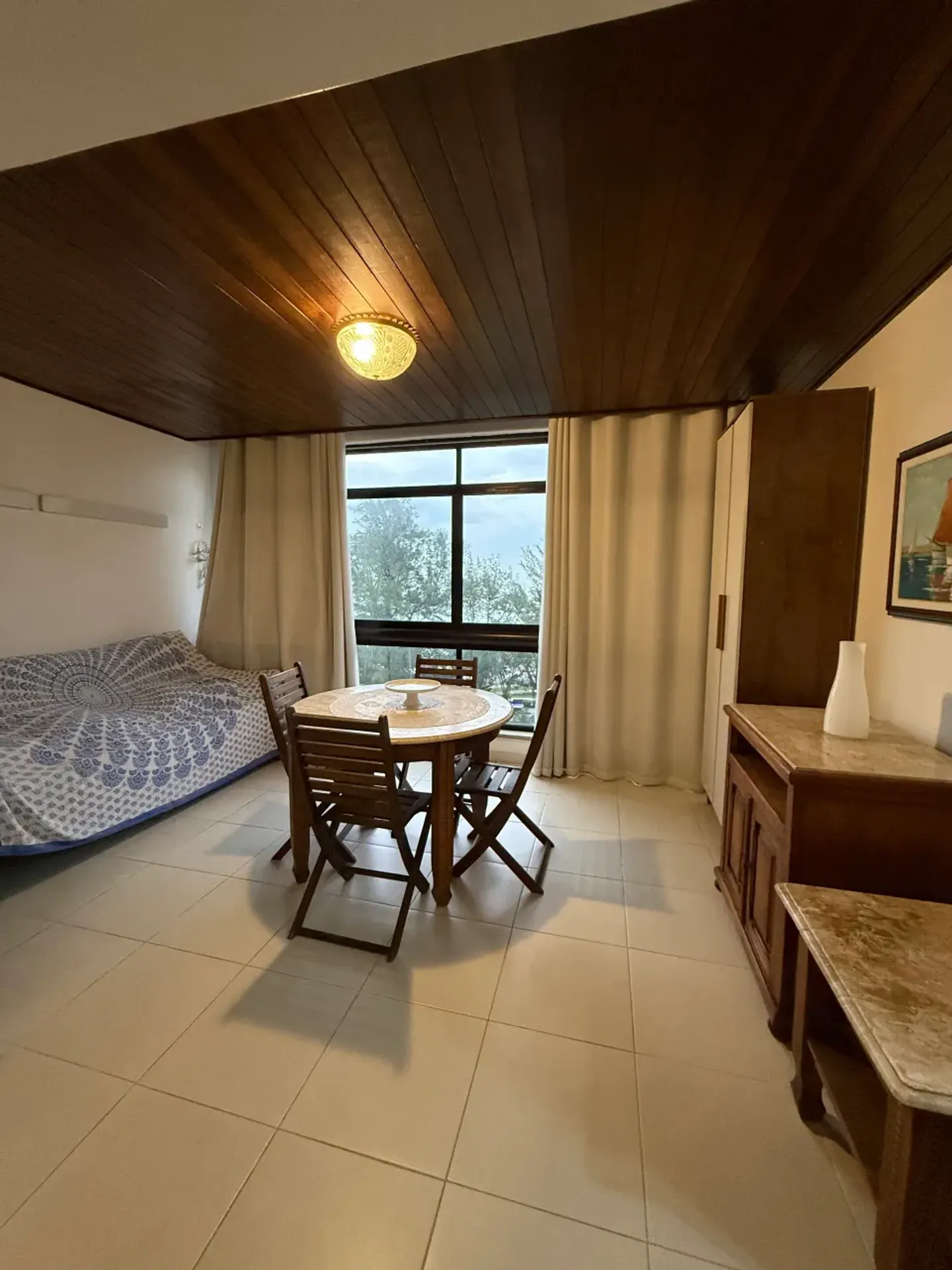 One-bedroom apartment in a building with a sauna — photo 8