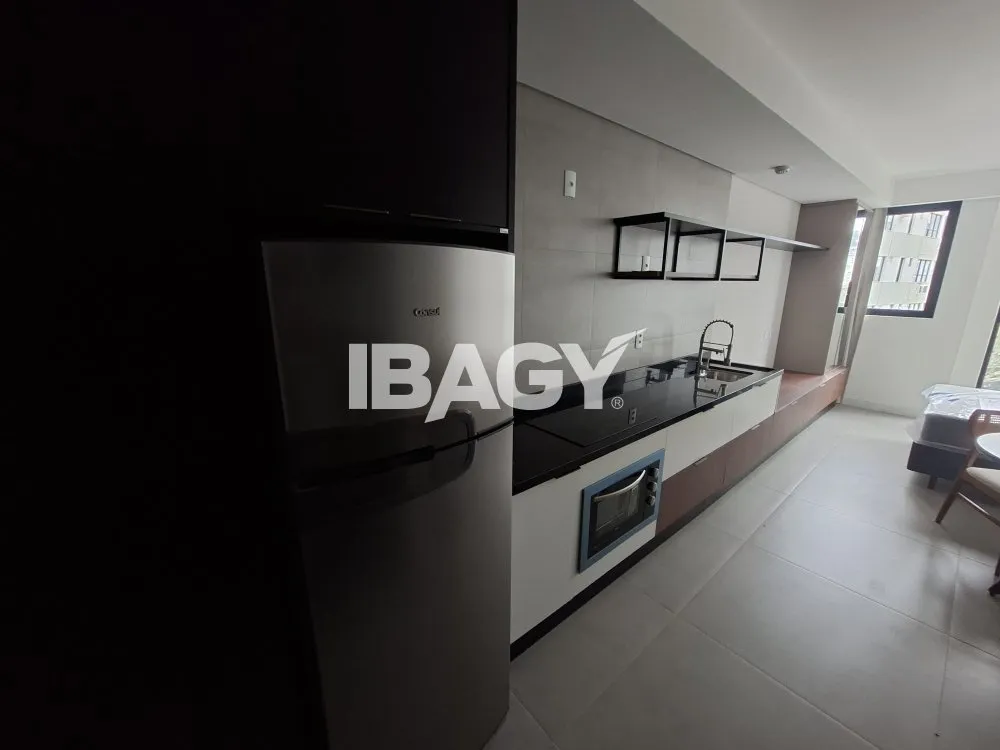 Furnished studio with a glass-enclosed balcony — photo 44