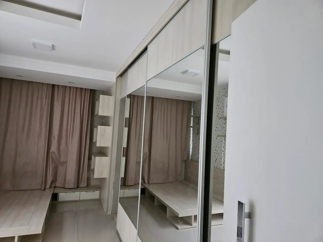 5 quartos e closet: casa de 504 m² — photo 12