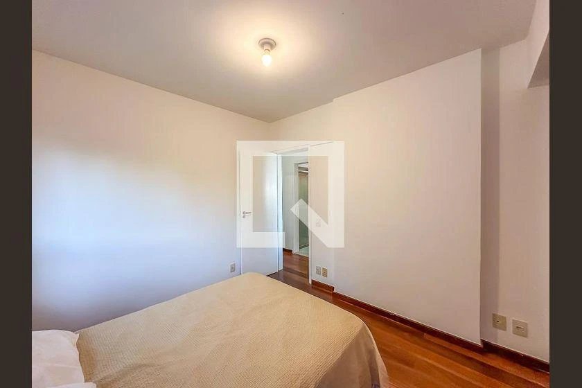 Furnished apartment with 2 bedrooms and 80 m² — photo 10