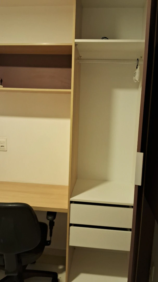 Home office in a 2-bedroom apartment, 50 m² — photo 25