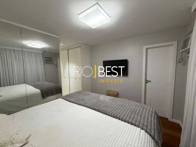 4-bedroom apartment with 5 bathrooms and 3 parking spots — photo 3