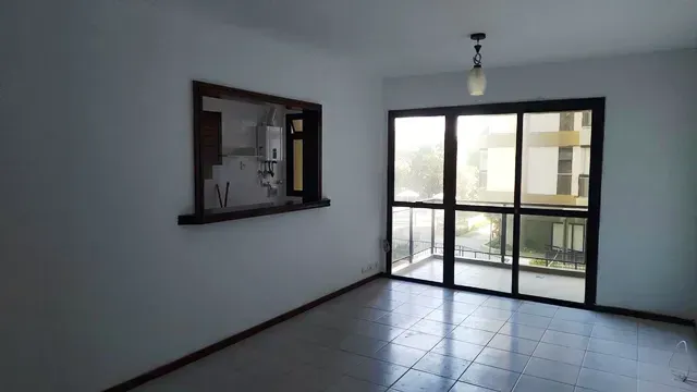 Apartamento com 3 quartos e varanda — photo 4