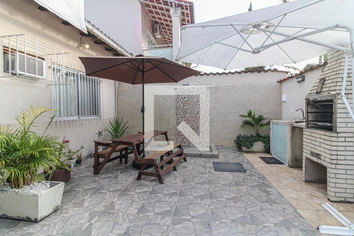 Furnished house with 2 bedrooms and 2 parking spaces — photo 27