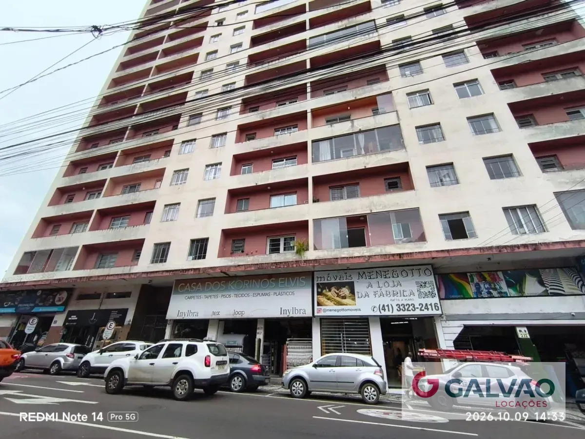 2-bedroom apartment with wood or laminate floors in Curitiba — photo 12