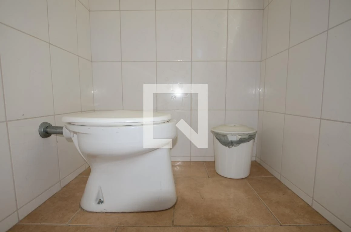Casa sem mobília com 5 quartos e 5 banheiros — photo 82