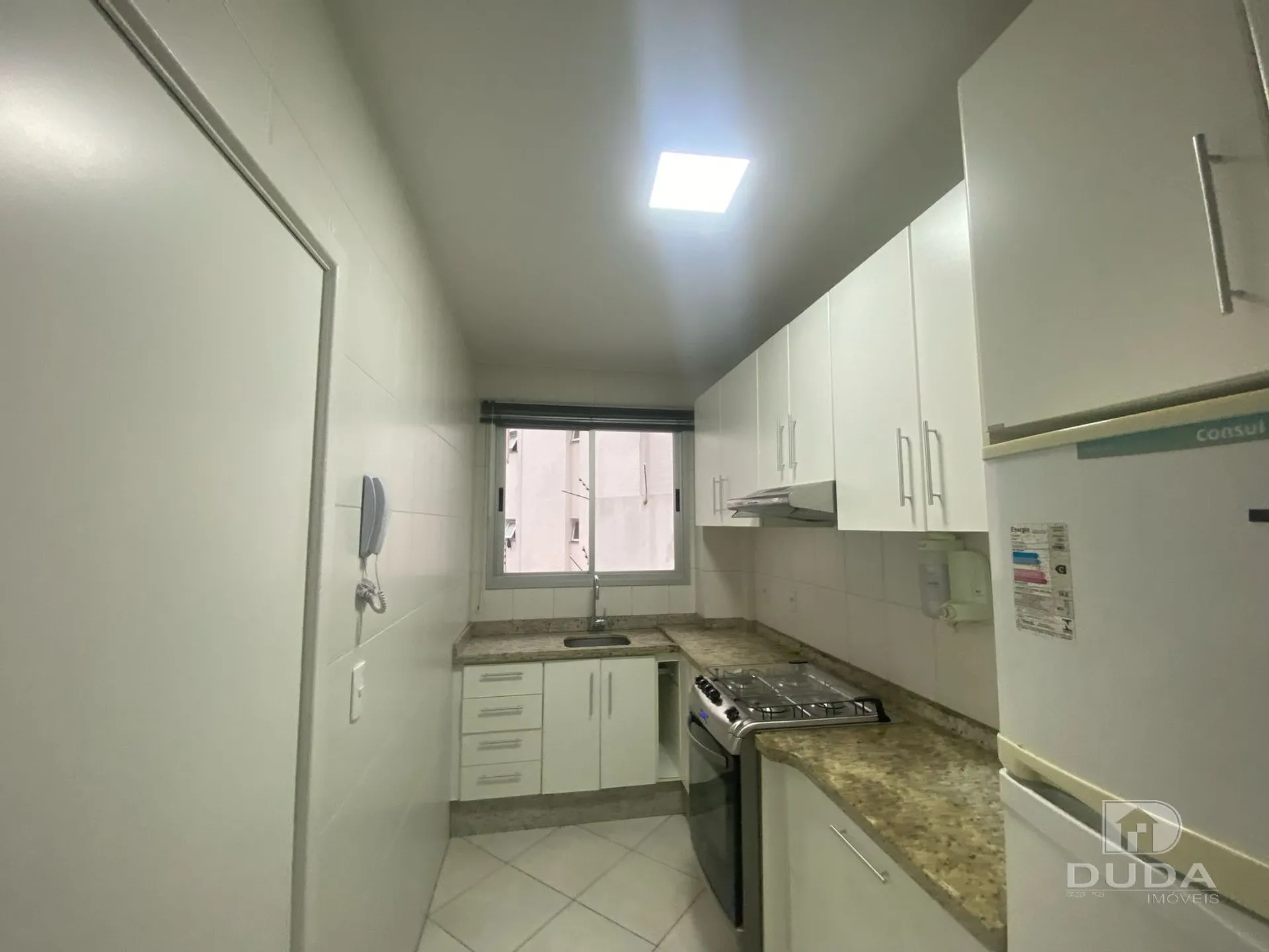 3-bedroom apartment with a home office — photo 9