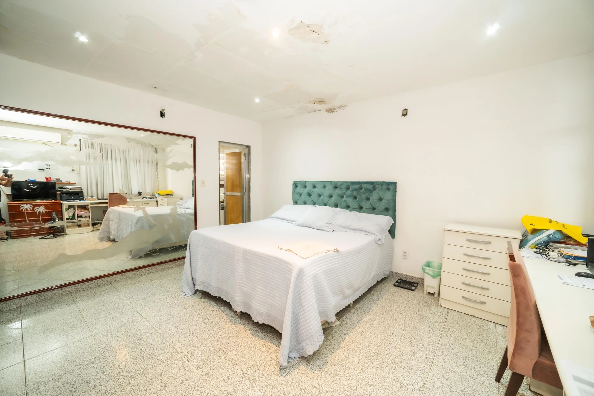 Furnished house, 449 m², with a jacuzzi — photo 139