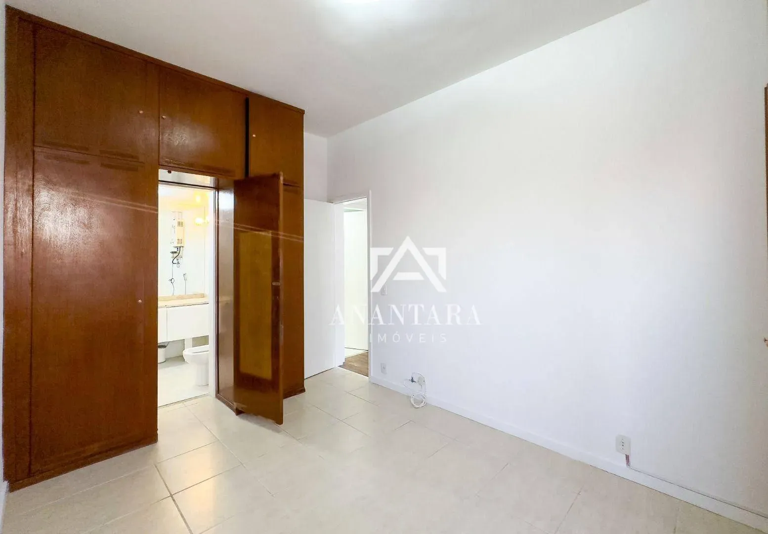2-bedroom apartment with a water view in Rio de Janeiro — photo 15