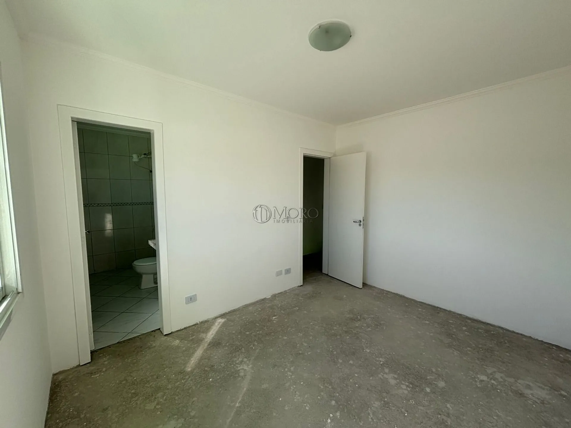 Townhouse with a closed kitchen and 3 bedrooms — photo 26