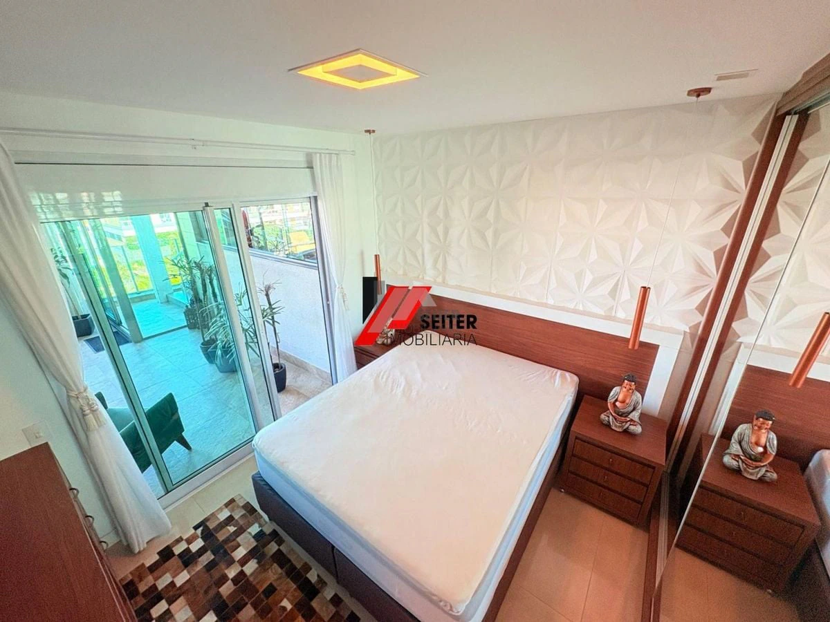 2-bedroom apartment with floor-to-ceiling windows — photo 20