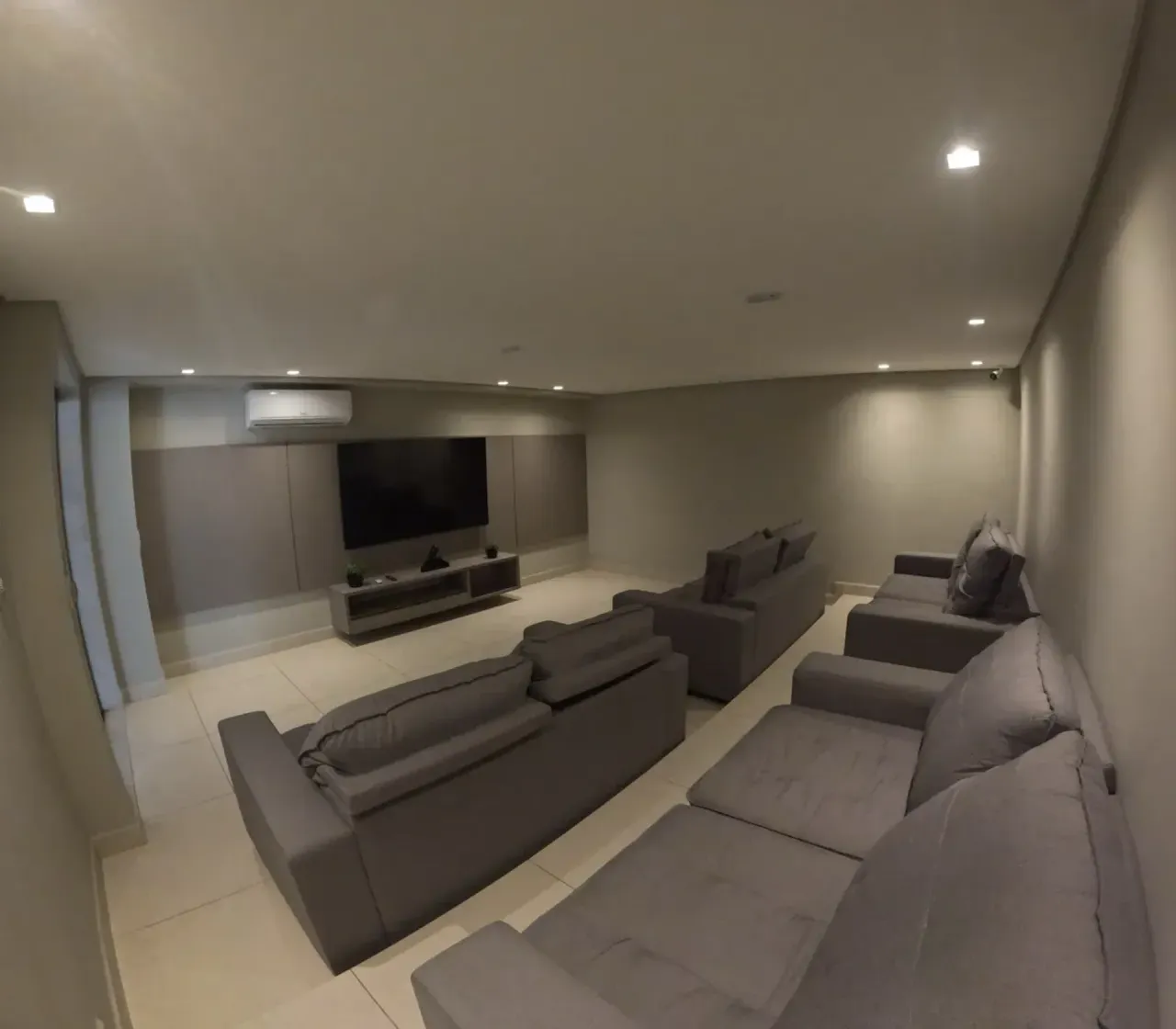 3-suite apartment with 4 bathrooms and 2 parking spots — photo 14