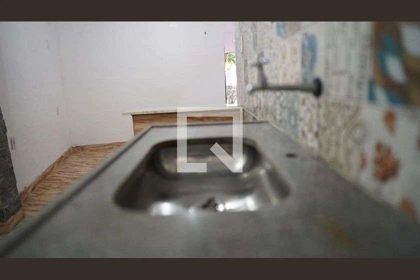 1-bedroom apartment with a balcony and 50 m² — photo 24
