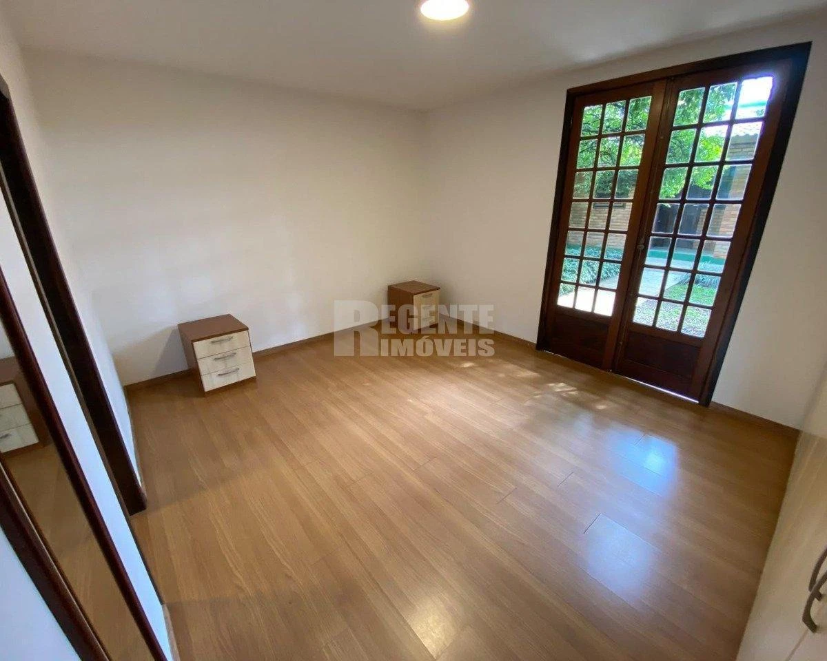 3-bedroom house with a home office in Florianópolis — photo 31