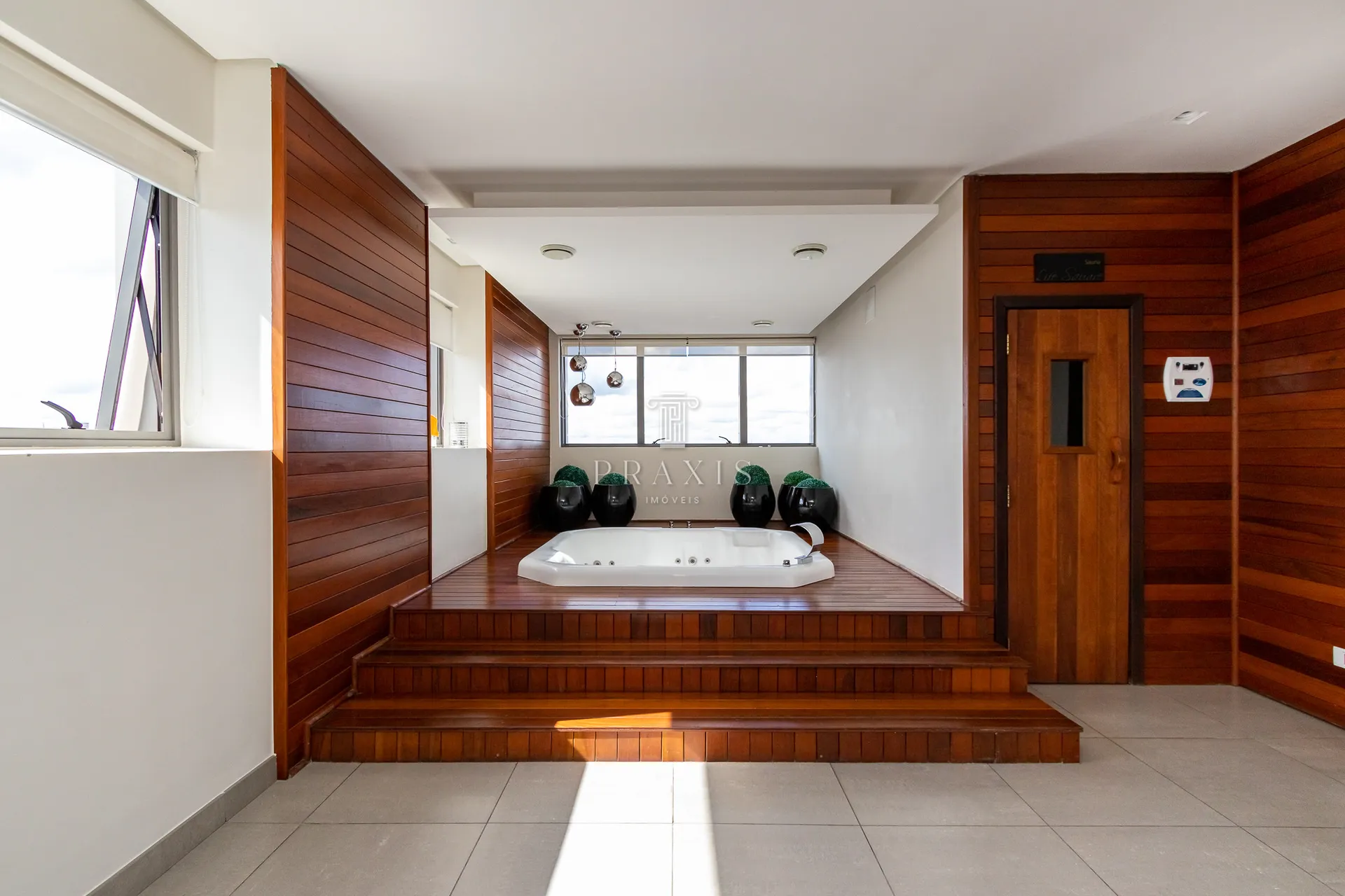 2-bedroom apartment with a home office — photo 67