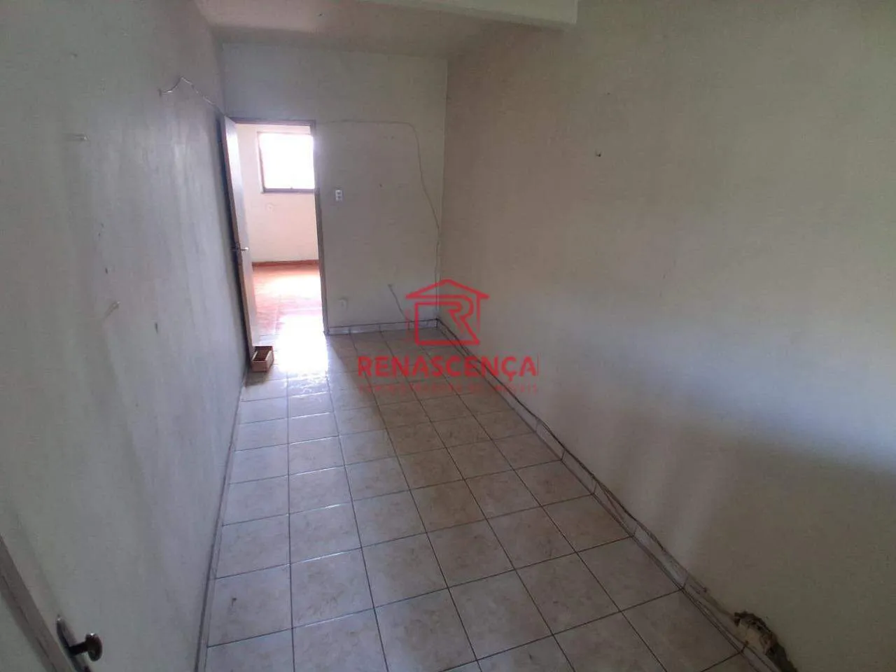 House with 5 bedrooms and 3 bathrooms, with a balcony — photo 7