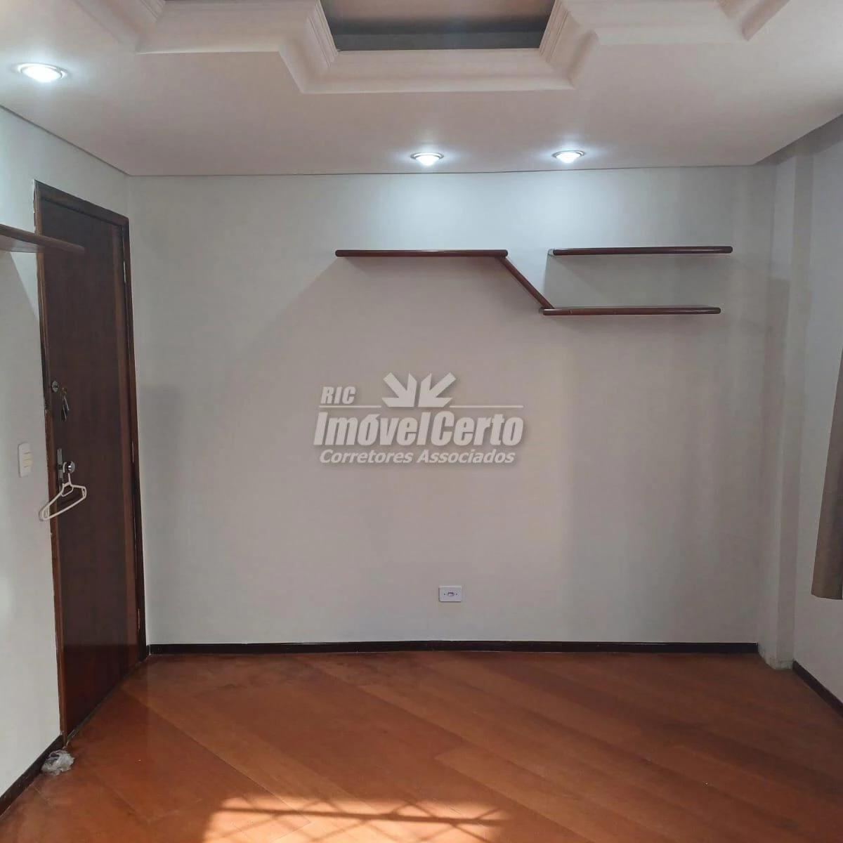 Пральна машина та 3 спальні: квартира 76 м² — photo 25