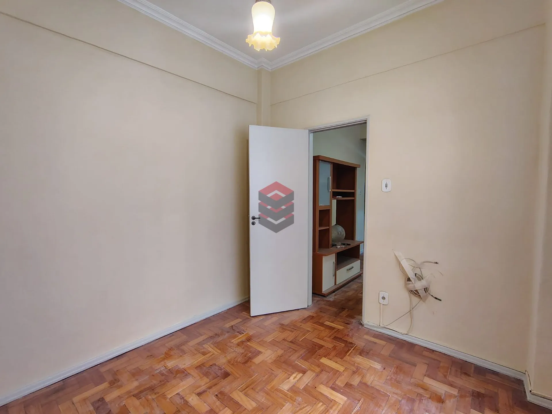 Apartment, 32 m², with wood or laminate floors — photo 20