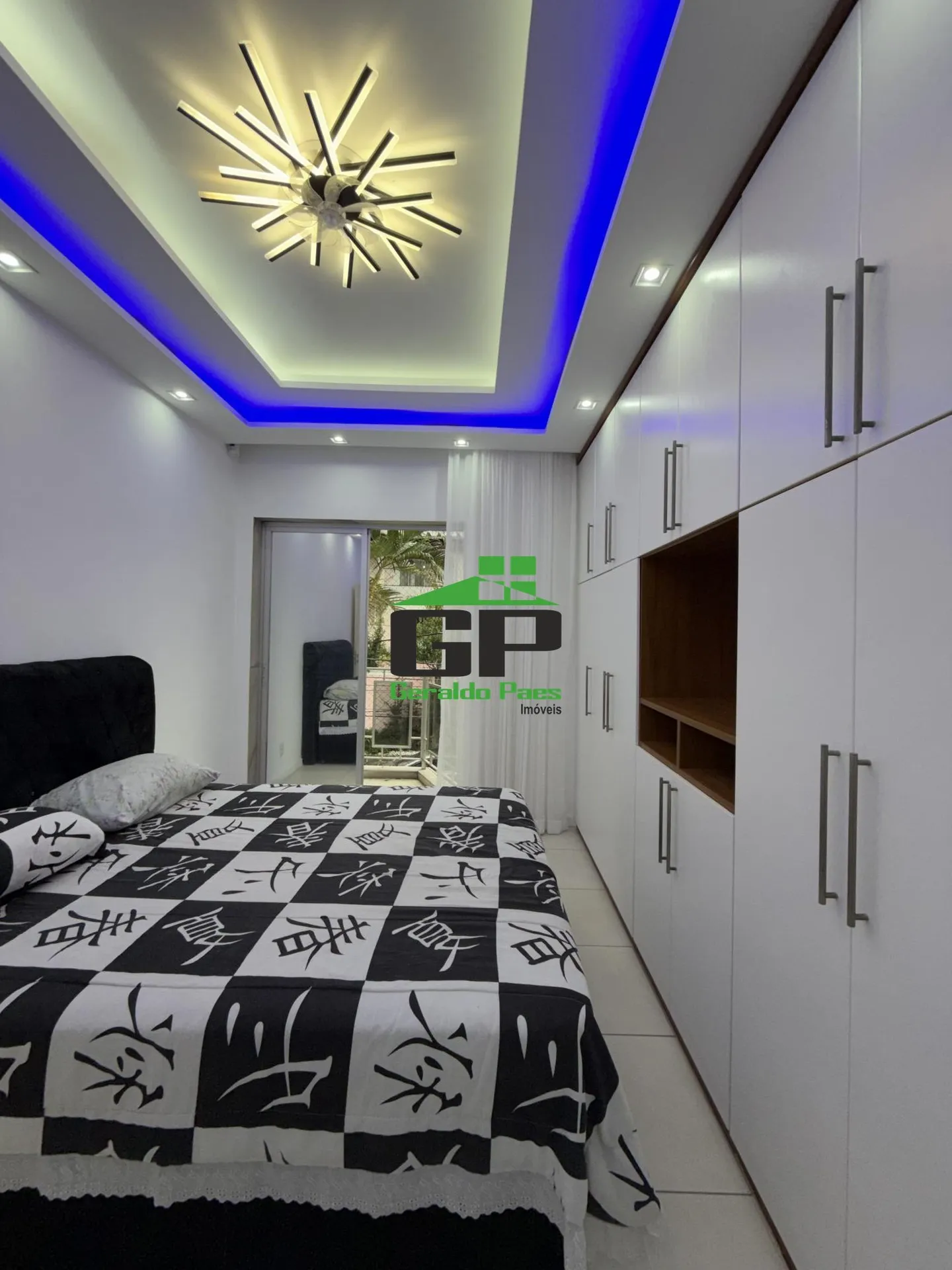 3-bedroom apartment with a washing machine — photo 24