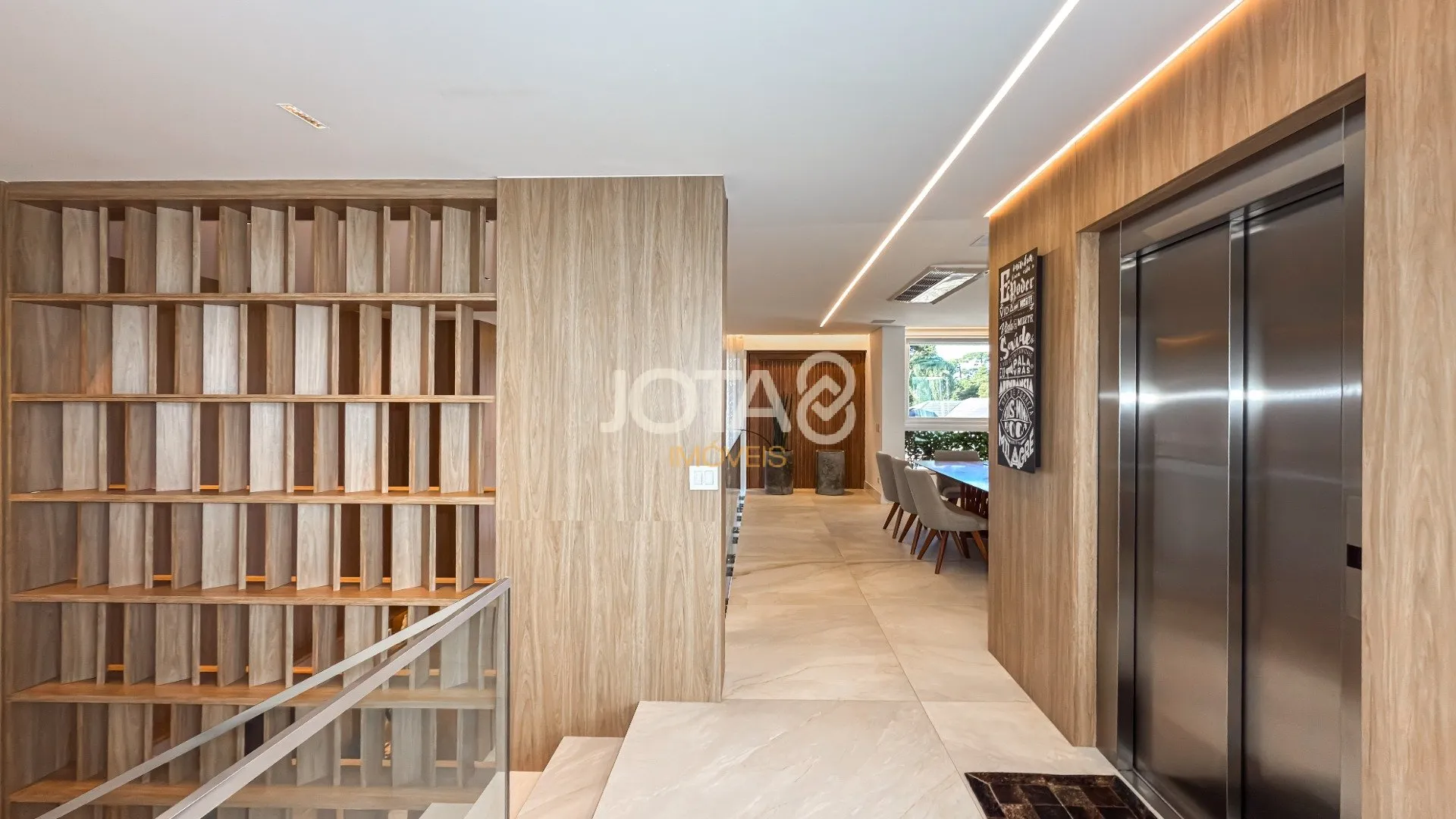 Меблированный дом с 4 спальнями и 635 м² и 7 местами — photo 27