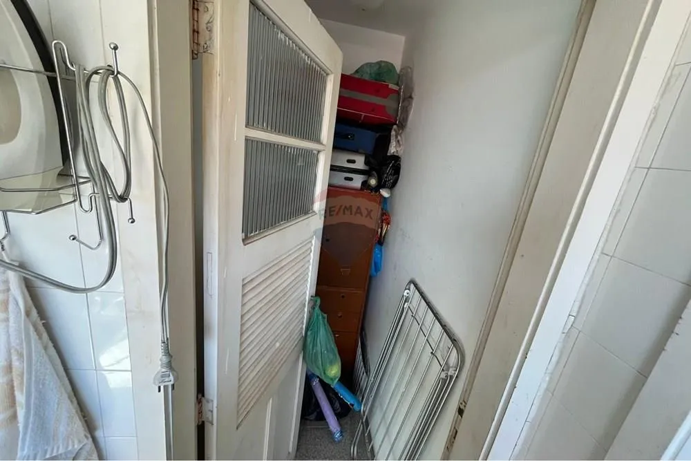 Furnished 4-bedroom apartment with 2 baths and 183 m² — photo 26