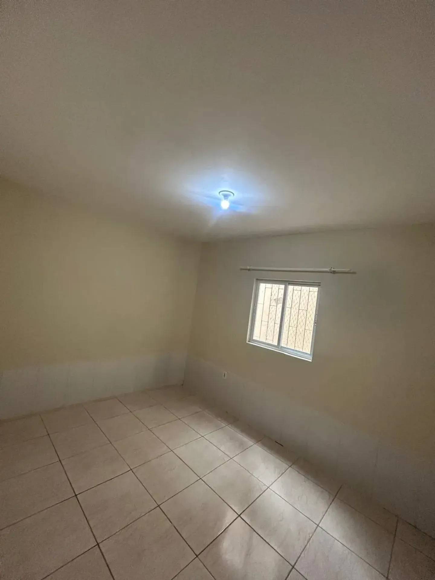 1-bedroom apartment 40 m² with a glass shower enclosure — photo 13