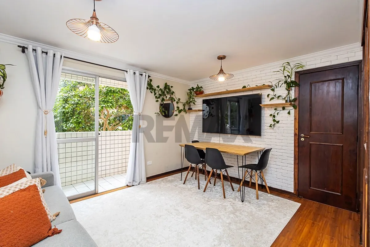 67 m² apartment with a washing machine and a bathtub — photo 10